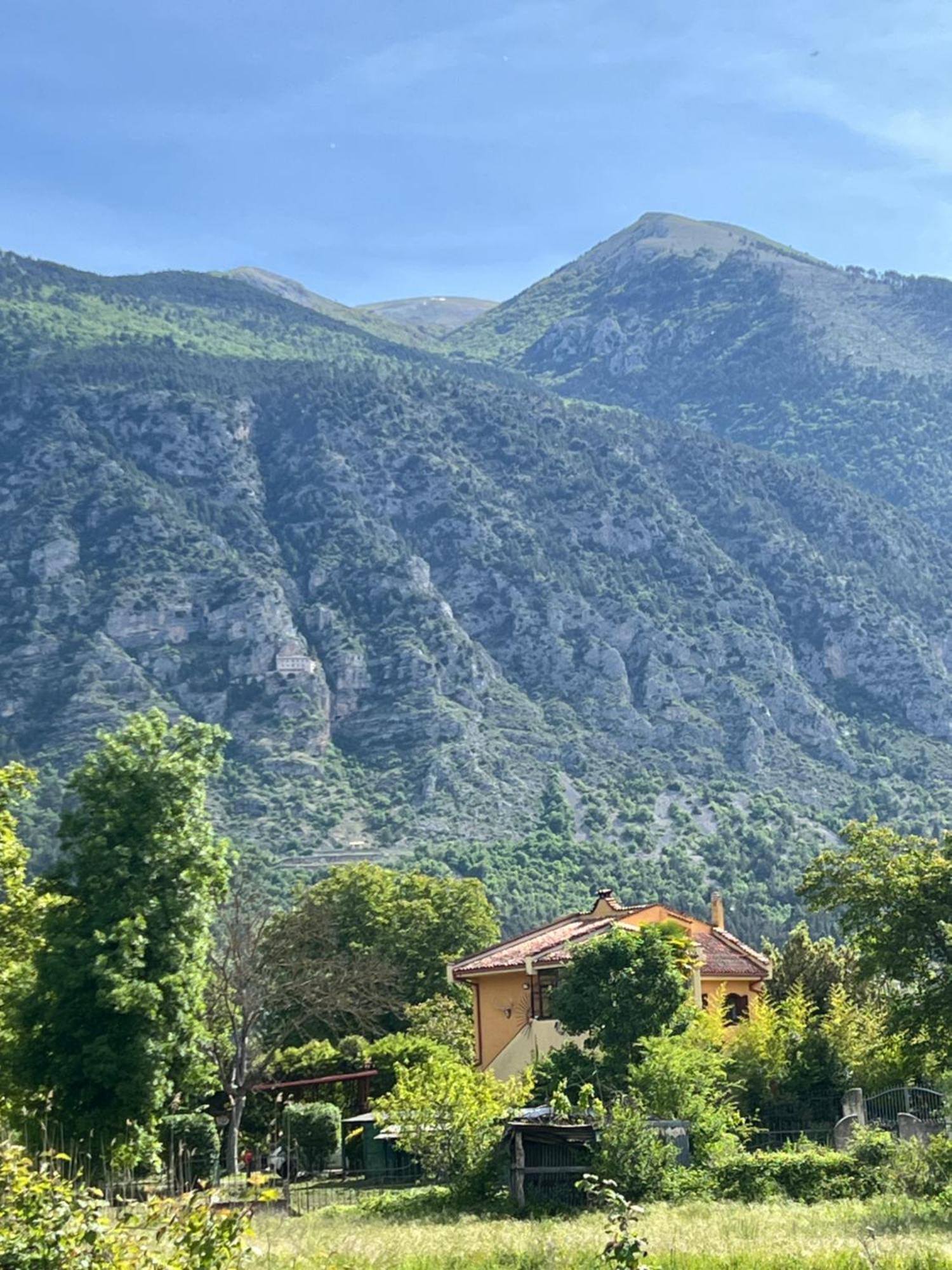 Villa Alberto Sulmona Exterior photo
